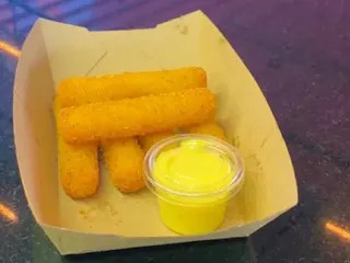 Fried Mozzarella Sticks